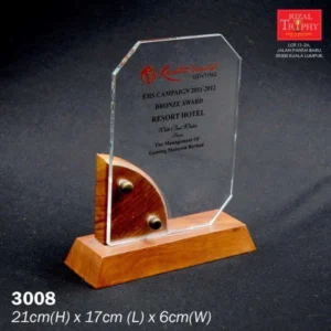 CRYSTAL PLAQUE MEDIUM 3008