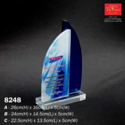 CRYSTAL PLAQUE MEDIUM 8248