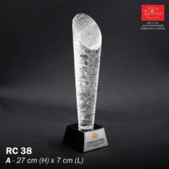 Crystal Trophy Medium RC38