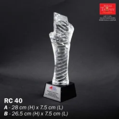 Crystal Trophy Medium RC40